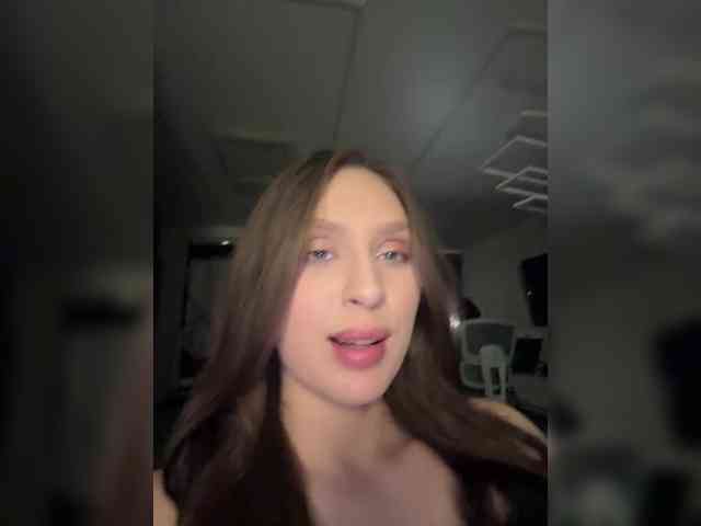 PARTYNEXTNEXT webcam