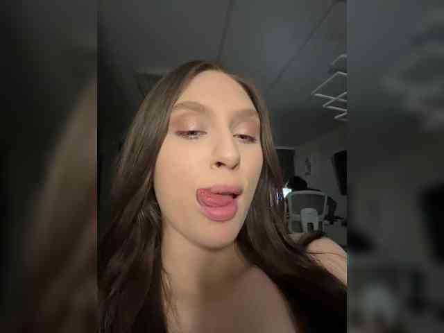 PARTYNEXTNEXT webcam