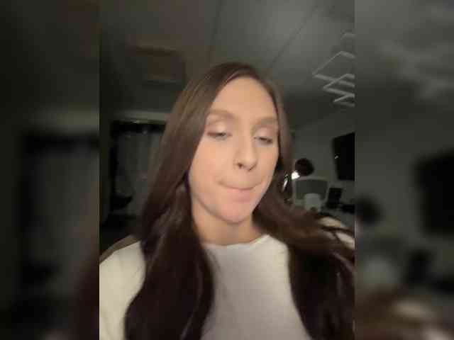 PARTYNEXTNEXT webcam