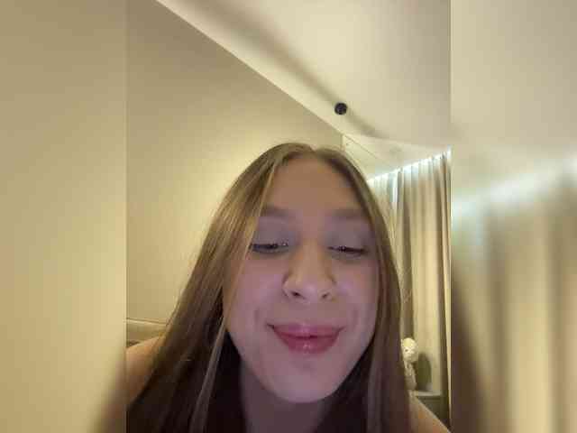 PARTYNEXTNEXT webcam