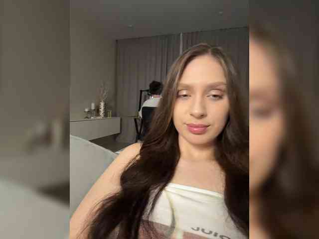 PARTYNEXTNEXT webcam
