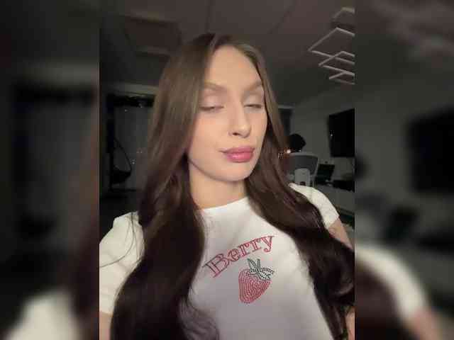 PARTYNEXTNEXT webcam