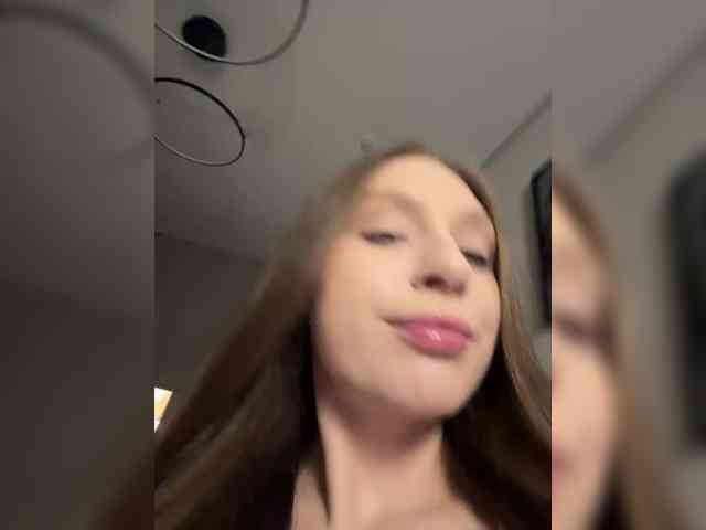 PARTYNEXTNEXT webcam