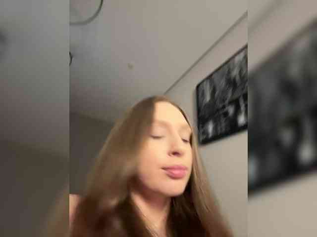 PARTYNEXTNEXT webcam