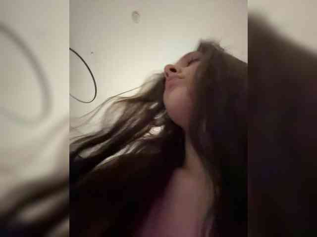 PARTYNEXTNEXT webcam