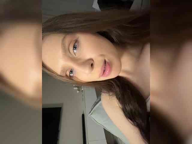 PARTYNEXTNEXT webcam