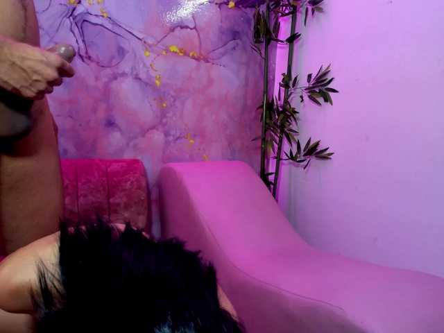 fieryfierysex live cam on BongaCams
