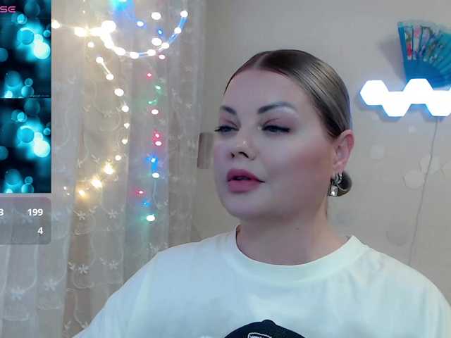 JewellFairy's BongaCams show and profile