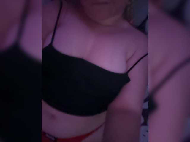 -PaRaZiTkA- live cam on BongaCams