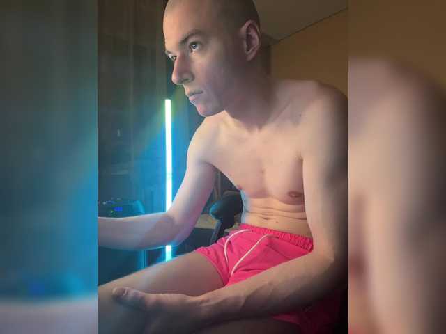 KINGBONGI live webcam show