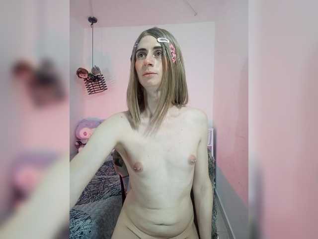 kim-edwards live webcam show