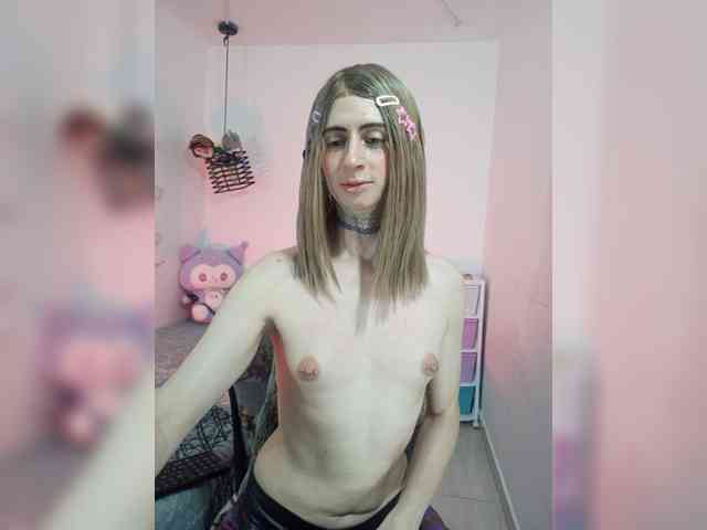 Kim-edwards's cam show statistics and live stream