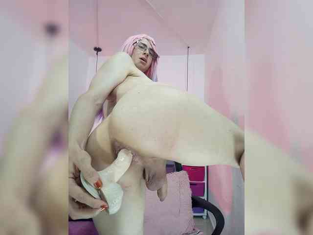 kim-edwards Live Webcam on BongaCams