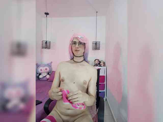kim-edwards Live Webcam on BongaCams
