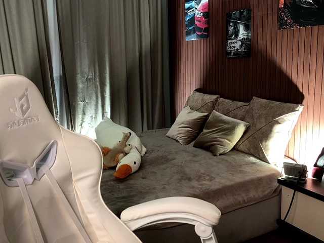 x-----x live cam on BongaCams