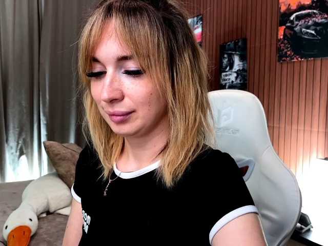 matreshka_ live cam preview