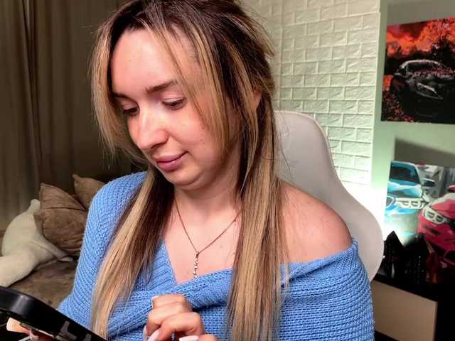 x-----x's BongaCams show and profile