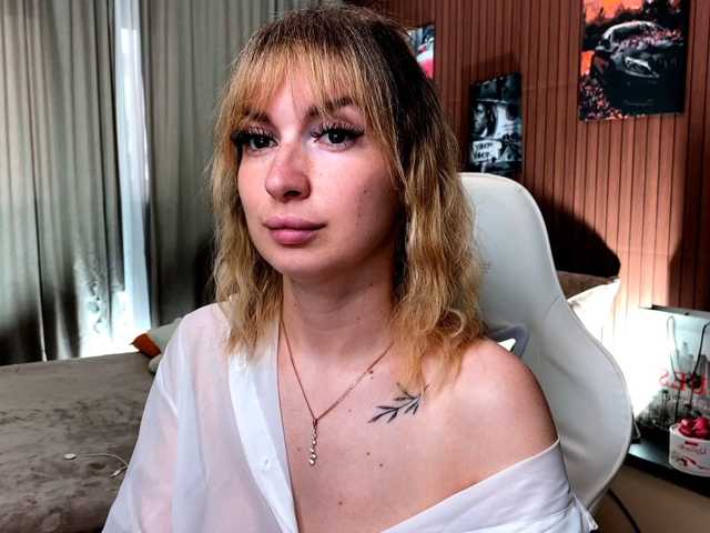 x-----x live cam on BongaCams