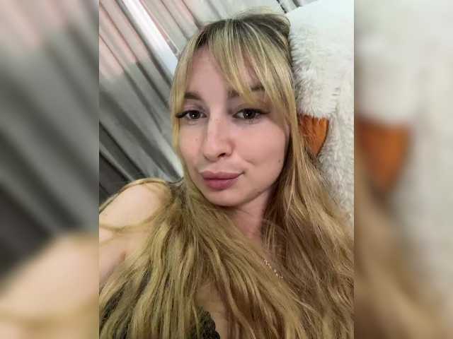 x-----x live cam on BongaCams