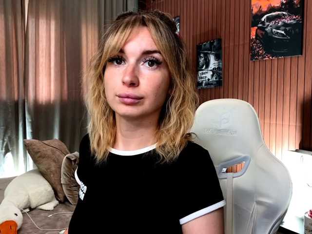 x-----x live cam on BongaCams