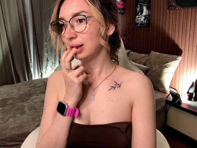 x-----x live cam on BongaCams