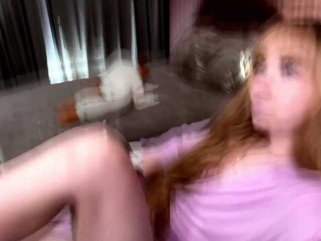 x-----x cam belle