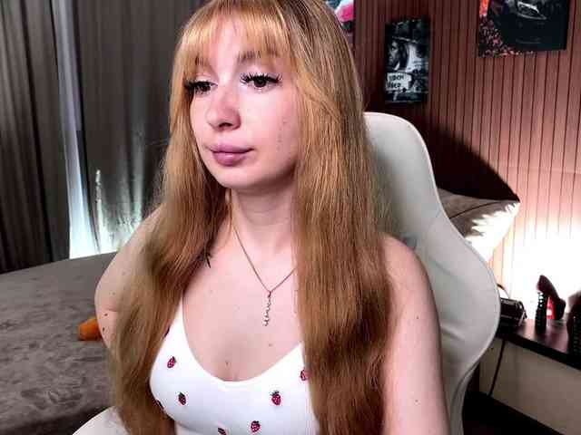 x-----x Sex Cam Show
