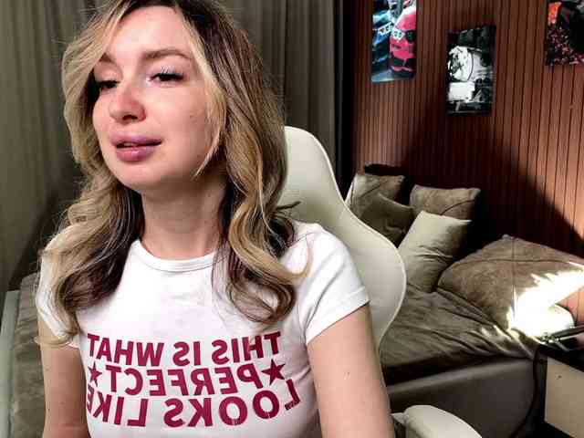 x-----x Live Webcam on BongaCams
