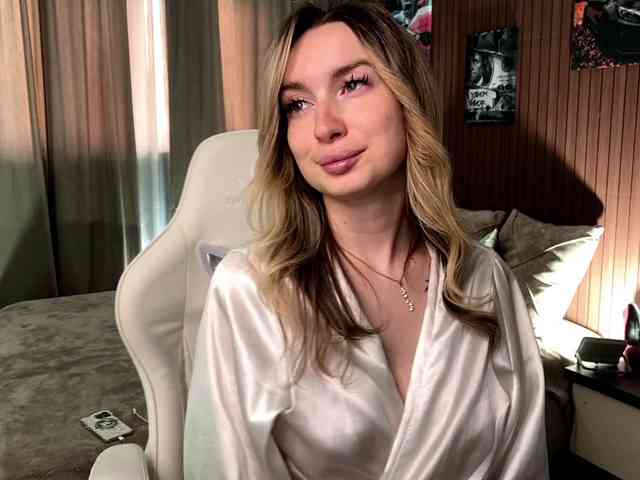 x-----x Live Webcam on BongaCams