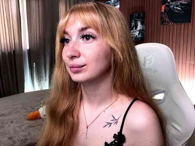 x-----x Sex Cam Show
