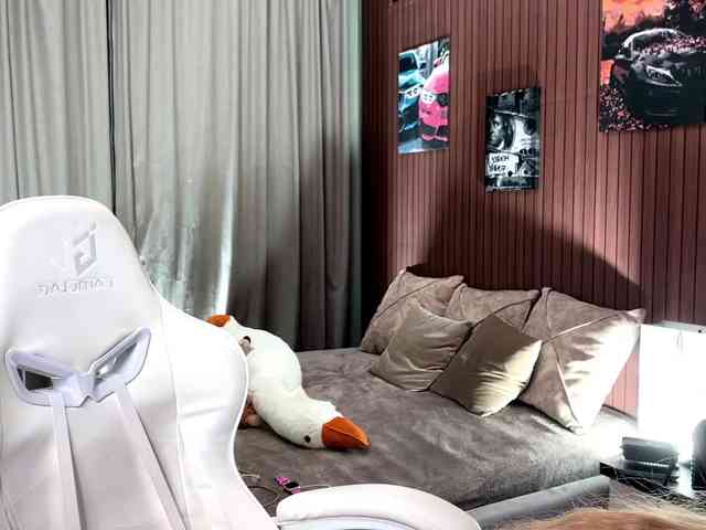 x-----x Live Webcam on BongaCams