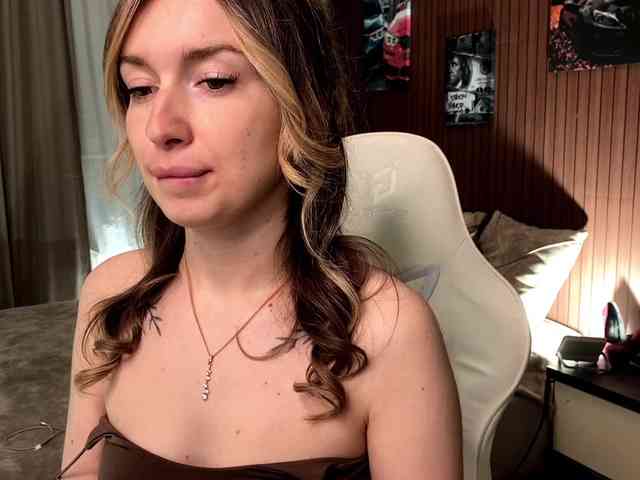 x-----x Live Webcam on BongaCams