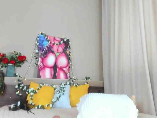 SweetLady697 webcam