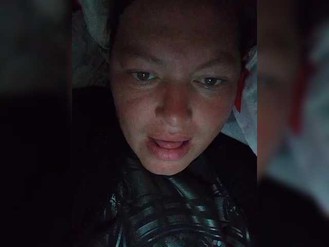 Juliamad's BongaCams show and profile