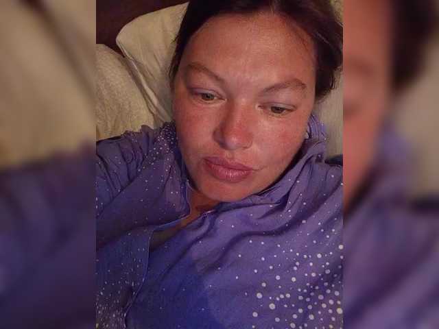 Juliamad live cam