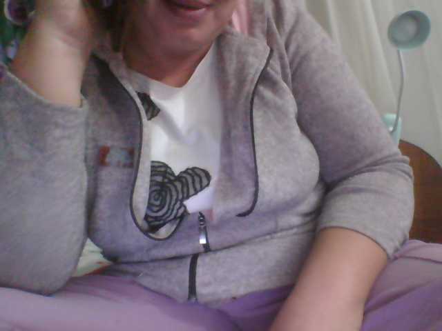 Juliamad, live now on BongaCams