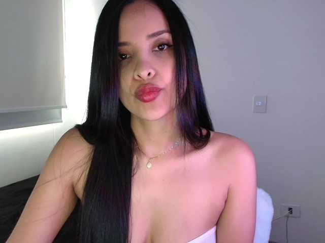 Sweety-Hottie live cam on BongaCams