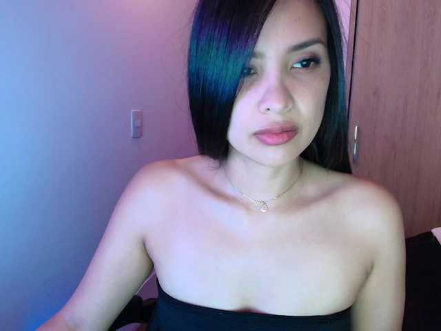 Sweety-Hottie live cam on BongaCams