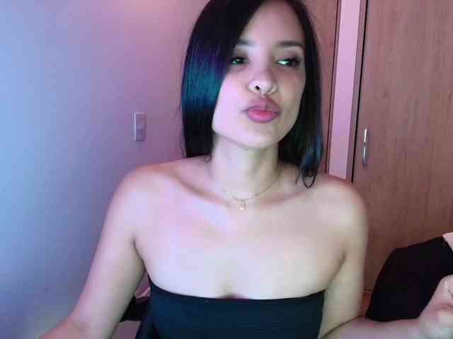 Sweety-Hottie webcam
