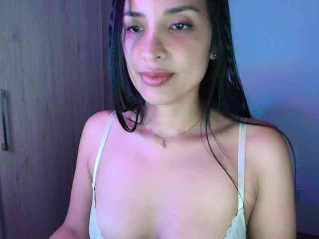 Sweety-Hottie webcam