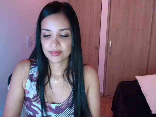 Sweety-Hottie Sweety-Hottie