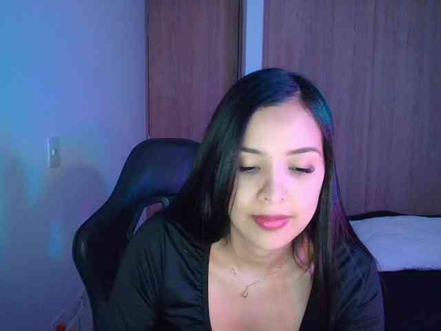 Sweety-Hottie webcam
