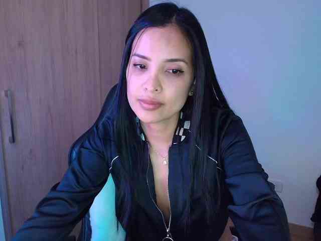 Sweety-Hottie webcam