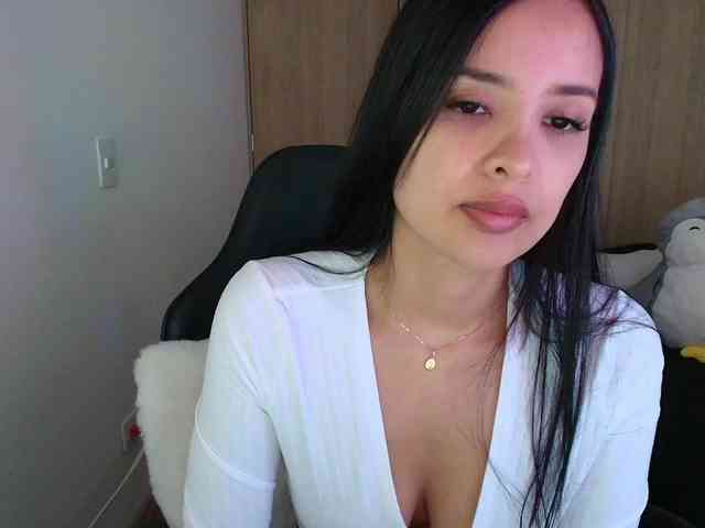Sweety-Hottie webcam