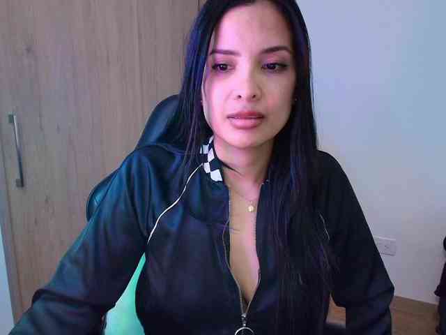 Sweety-Hottie webcam