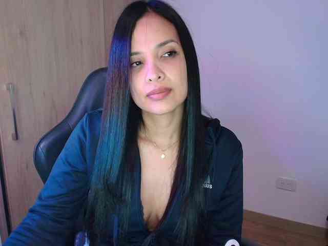 Sweety-Hottie webcam