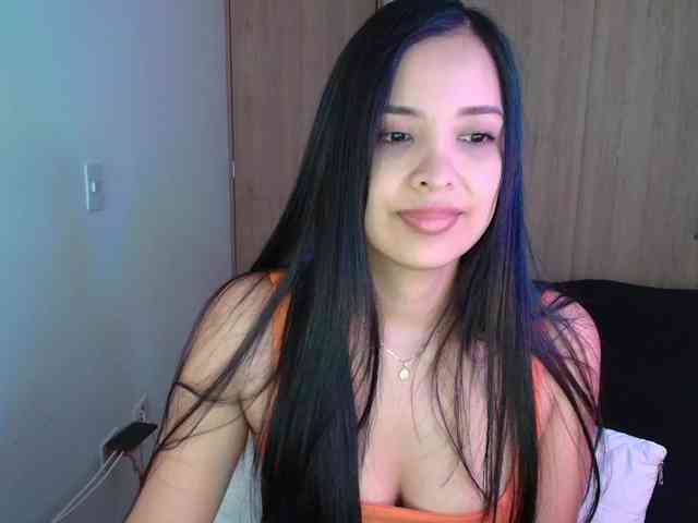 Sweety-Hottie webcam