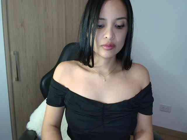 Sweety-Hottie webcam