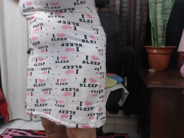 malenasaenz's BongaCams show and profile