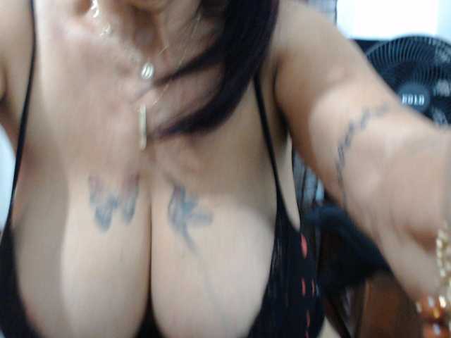 malenasaenz live cam on BongaCams